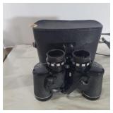 Tasco no 400 7x35Binoculars in case