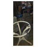 Round metal table and chair base