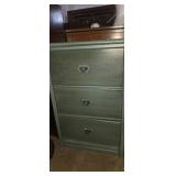 Green 3 drawer night stand 18x14x28in