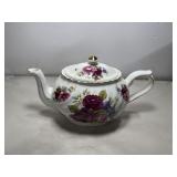 English Tea Pot by Arthur Wood and Sonï¿½s