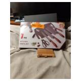 FIVE COWS 7 PC. KITCHEN KNIVE SETNEW IN BOX
