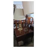 Drop leaf side table with 2 table lamps
