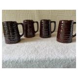 Margretï¿½s daisy and dot beer steins