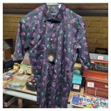 Skull button up shirt believe to be medium no