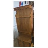 Small hutch with storage cabinet (1 pc),