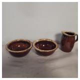 Hull Drip pottery small bowls and cream pitcher