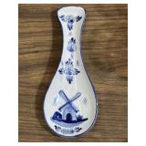 Blue and white ceramic spoon rest, hand-painted,