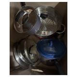 Mix of cookware, pots, steamer, etc. & extra lids