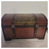 Small wood chest 16in across x 8.5in tall