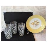 3ï¿½12 ounce Hazel Atlas wheat design glasses.
