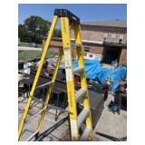 Husky 8 foot fiberglass step ladder