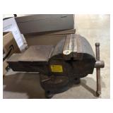 heavy-duty Pittsburgh bench vise 6' jaw