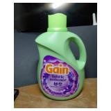 Gain 136 Load MoonBreeze Fabric Softner This is