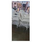 Set of 4 wicker patio chairs