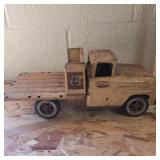 Tonka pressed steel cattle truck