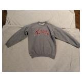Menï¿½s Indiana IU pullover Size Medium