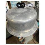 Regal Ware aluminum cake carrie