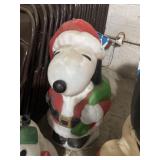 Santa's Best Snoopy Peanuts Christmas Blow Mold