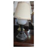 Small ornate 16in desk lamp