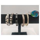 Hinged bangled bracelets