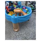 Step2 Duck Pond Water Table With toys