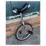 Outdoor beginner unicycle