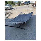 Self supported hammock