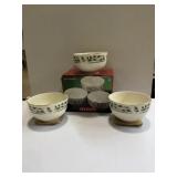 Home for the holidays Holly holiday rice bowl set