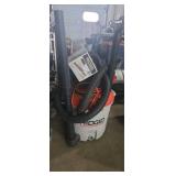 Rigid shop vac with extra filter