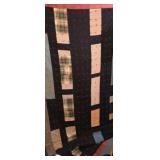 Quilt 70 x 78"