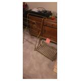 Metal wine rack and magazine holder