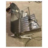 General Vacu-Base electric food slicer