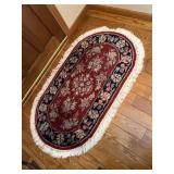 Oval entry rug 55ï¿½ x 32ï¿½