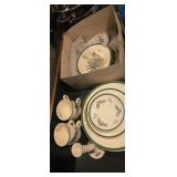 Spode Christmas themed dish set