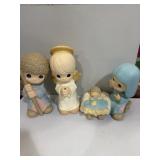 1999 Precious Moments Nativity figurine, praying