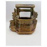 Vintage McCoy wishing well planter. has small