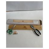 Magnetic knife & tool holder for the wall