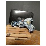 PISTOL POCKET KNIVE USA THEMED NEW IN BOX WELL