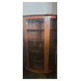 Curved frount curio display cabinet (unbranded )