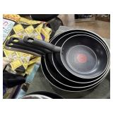 4 T-Fal skillets 8" to 13"