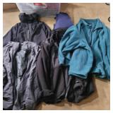 5 2x sweaters and jacket