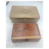 Hard plastic vintage vanity box, wooden mother