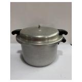 Mirro matic 8 Qt aluminum pressure cooker with