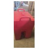 Cambridge red 11.5g drink dispenser