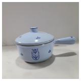 Dru holland enameled cast iron sauce pan
