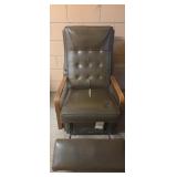 Lay-z-boy Reclina-rocker , tan leather recliner