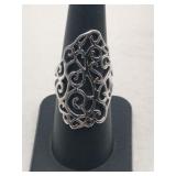 Silver Art Deco ring marked 925 size 7 .165oz