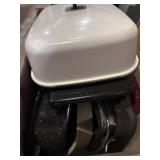 Presto square electric skillet with high dome lid