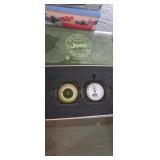 2004 jeep navigators compass with box