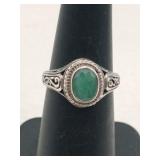 Silver art deco greenstone marked 925 size 5.5